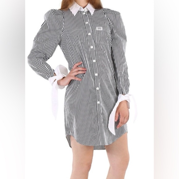BURBERRY
Black & White Striped Shirt Dress - Picture 2 of 6